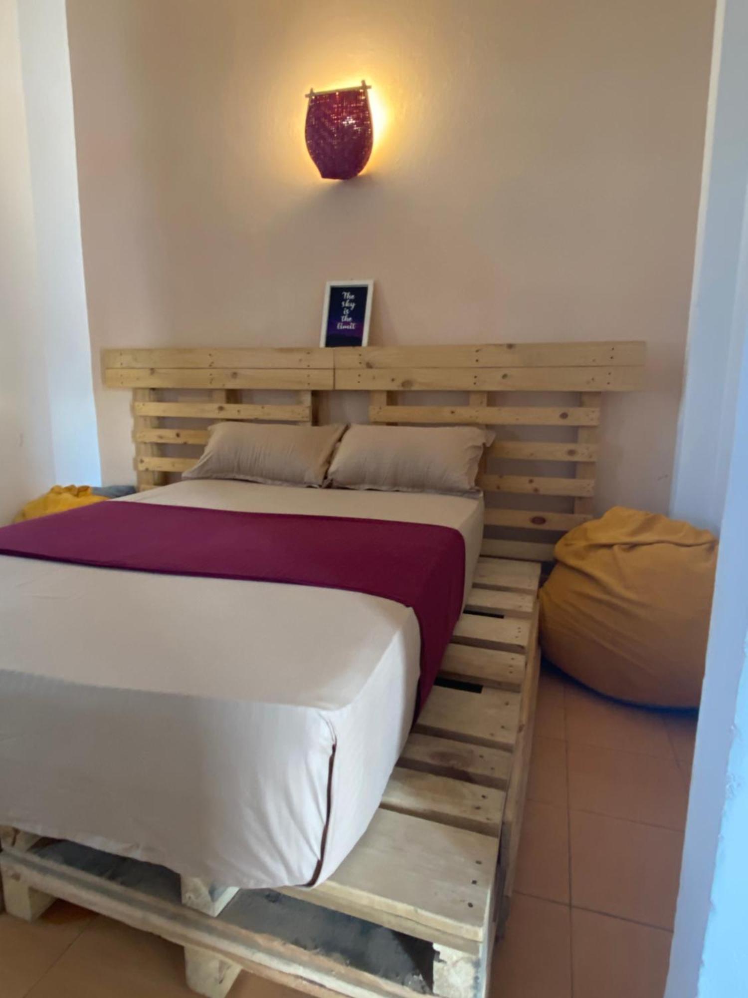 Seconds Hostel - Коломбо Екстериор снимка